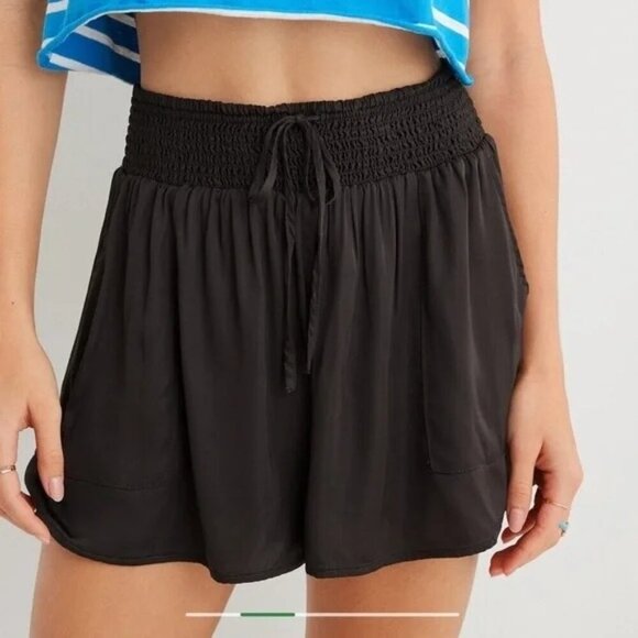 AERIE High Waisted Satin Shine Shorts Size Small - Picture 1 of 9